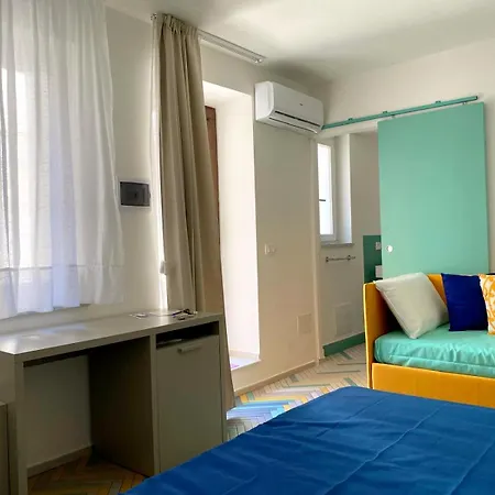 Guest house Cefalhub 3*